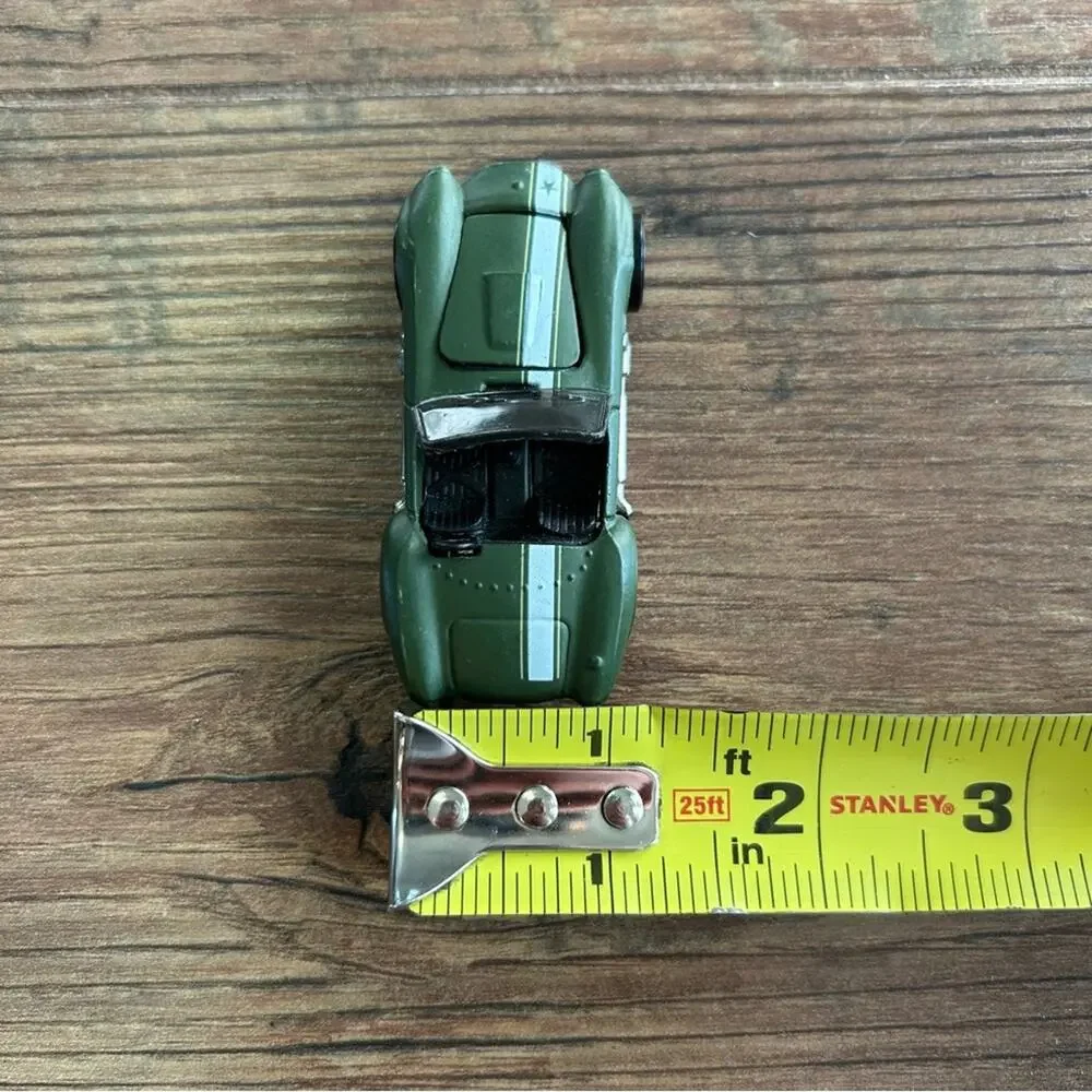 Mattel Hot Wheels Shelby Cobra Green